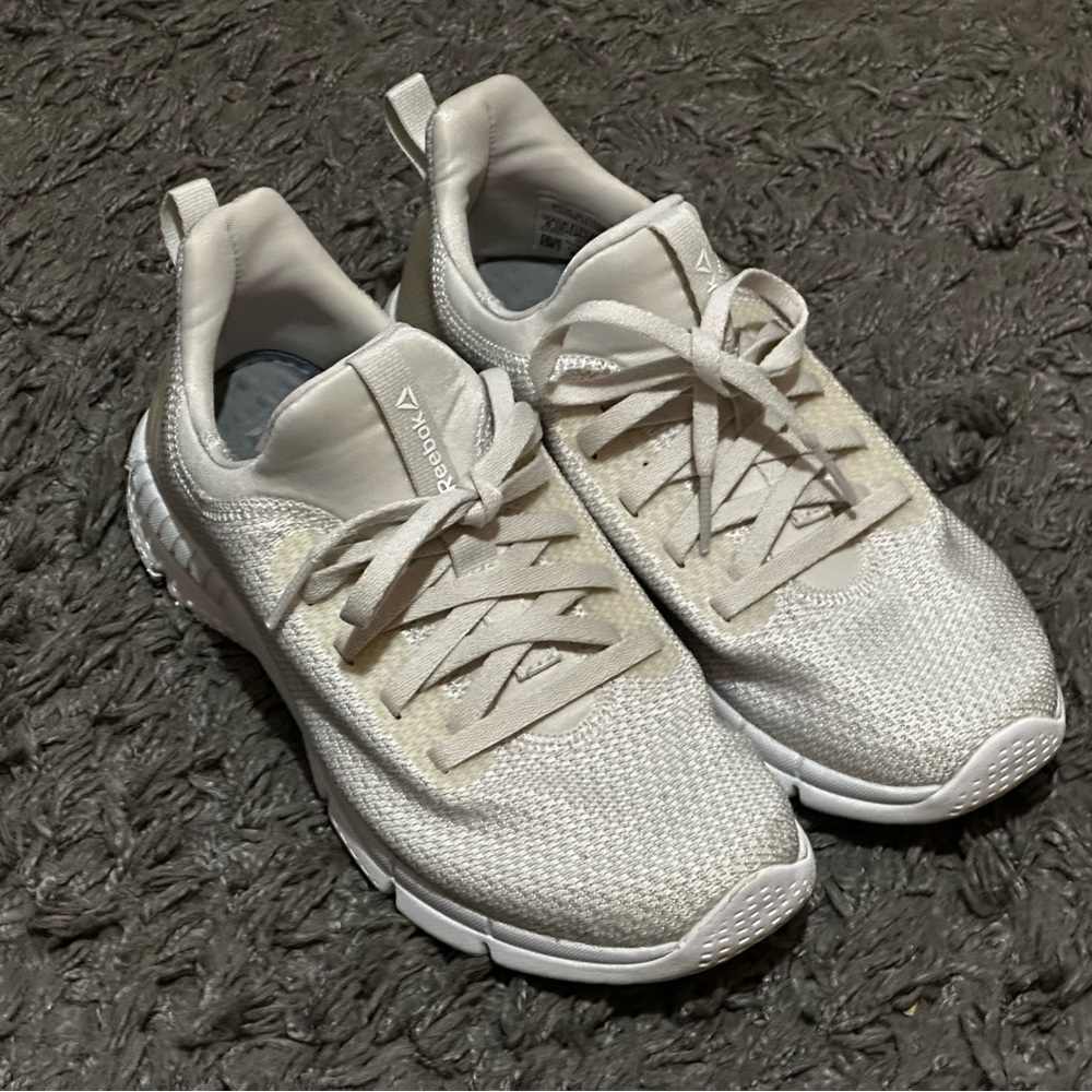Reebok Sneakers